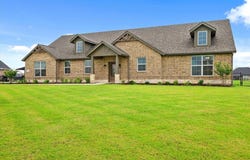 13421 Sage Meadow Circle, Sanger, TX 76266
