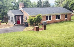 212 SKYLAND DR, STAUNTON, VA 24401