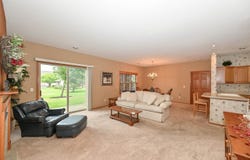 W170n5530 Ridgewood Dr, Menomonee Falls, WI 53051