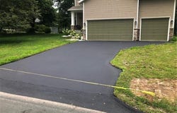 960 Carver Beach Road, Chanhassen, MN 55317