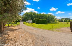 1531 Old Stage Way, Yakima, WA 98908