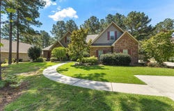 25 Refuge Ln., Hattiesburg, MS 39402