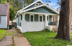 2017 W LAURA Avenue, West Peoria, IL 61604