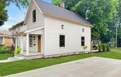 233 E Market Street, Urbana, OH 43078