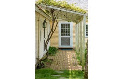 17 Indian Trail, Osterville, MA 02655