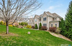 95 Pinto Lane, Monroe, CT 06468