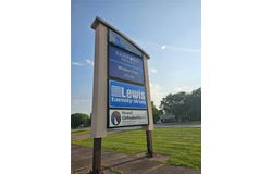 591 2nd Avenue N, Windom, MN 56101
