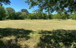 306 E Walnut, Whitewright, TX 75491