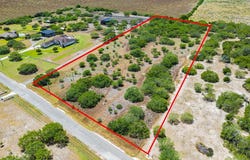 5818 Santa Clara Dr, Robstown, TX 78380