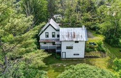 222 River Street, Bethel, VT 05032