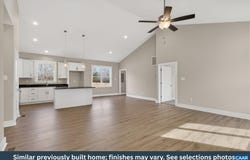 69 PETERSVILLE RD, NEW CANTON, VA 23123