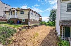 520 Kendall St, Lawrenceville, PA 15201