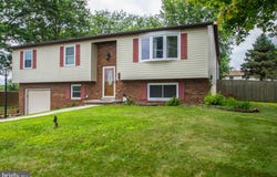 51 ALLEN DRIVE, HANOVER, PA 17331