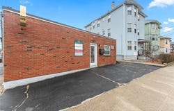 404 Smithfield Avenue, Pawtucket, RI 02860