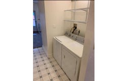 660 3rd St, Pitcairn, PA 15140