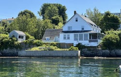30 Osbourne Row, Harpswell, ME 04066