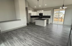 130 E Poplar Circle, Goddard, KS 67052
