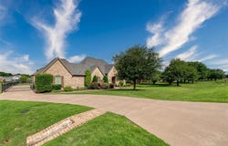 3307 Twin Lakes Drive, Celina, TX 75078