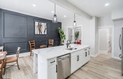 257 Woodlawn Ave, Jersey City, NJ 07305-2128