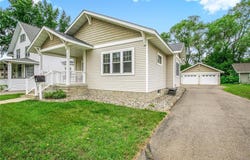 317 14th Avenue N, Saint Cloud, MN 56303
