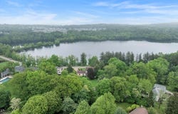 948 Ewing Ave, Franklin Lakes Boro, NJ 07417-2941