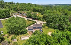 1610 Gill Hall Rd, Jefferson Hills, PA 15025