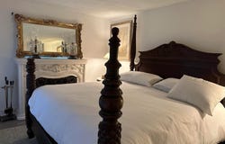 27 E Pierson Ave, Somers Point, NJ 08244
