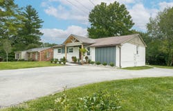 5308 Lee Ave, Crestwood, KY 40014