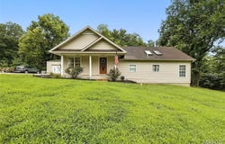 7029 Windy Valley Lane, Pacific, MO 63069