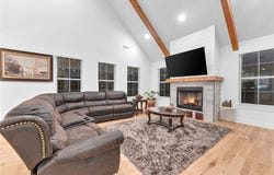 1805 Bergman Road, Pea Ridge, AR 72751