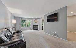 62 BAYBERRY COURT, GLEN MILLS, PA 19342