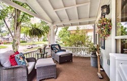 712 E 4th St, Newton, KS 67114