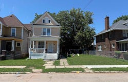 704 S Carroll, FREEPORT, IL 61032