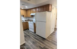 3810 N MARYVALE Parkway, Phoenix, AZ 85031