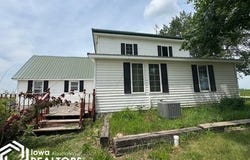 12255 524th Street, Seymour, IA 52590