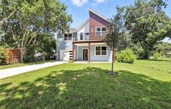 810 Euclid Street, Cleburne, TX 76033