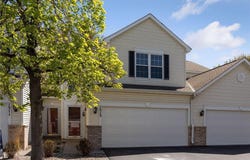 1515 Yorkshire Lane, Shakopee, MN 55379
