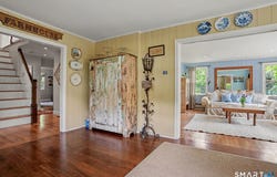 10 Snug Harbor Drive, Danbury, CT 06811