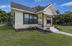 207 W River, Meridian, TX 76665