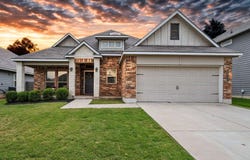 3017 Gilchrist Dr, Lorena, TX 76655