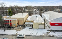73 W Walton Boulevard, Pontiac, MI 48340