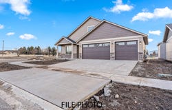 4497 E Savea Ln, Post Falls, ID 83854