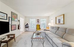 872 BELLEMEADE Boulevard, Gretna, LA 70056