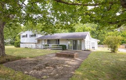 2034 Scott Court, Elyria, OH 44035
