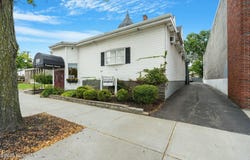 891 Madison Avenue, Albany, NY 12208