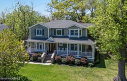 8 Monmouth Avenue, Rumson, NJ 07760