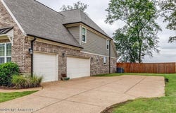 244 Crossroads Boulevard, Hernando, MS 38632