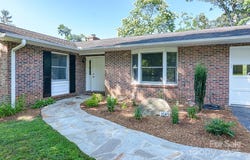 1045 Carousel Lane, Hendersonville, NC 28792