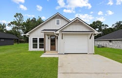 800 Reynolds, Vidor, TX 77662