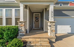 313 Foxbank Circle, Greer, SC 29651